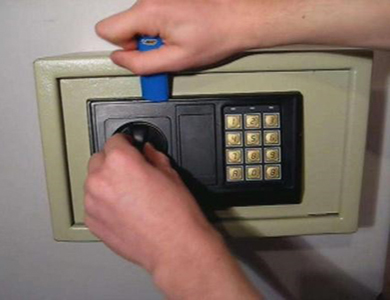 崆峒24小时上门开锁公司